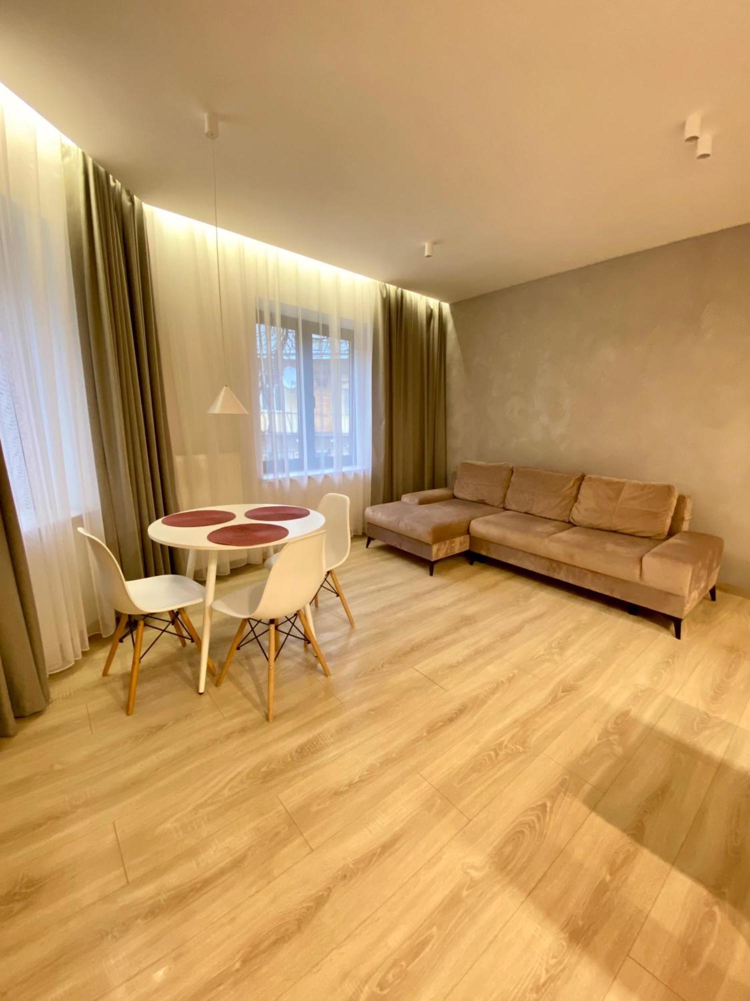 Nalyvaika Lviv Apartments Buitenkant foto